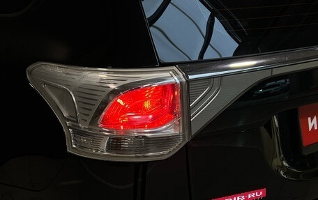 Mitsubishi Outlander III рестайлинг 3, 2013 год, 1 545 000 рублей, 10 фотография