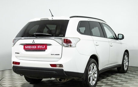 Mitsubishi Outlander III рестайлинг 3, 2012 год, 1 449 700 рублей, 5 фотография