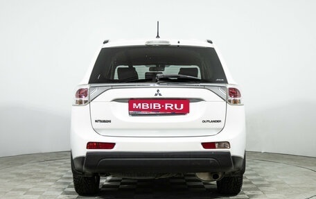 Mitsubishi Outlander III рестайлинг 3, 2012 год, 1 449 700 рублей, 6 фотография