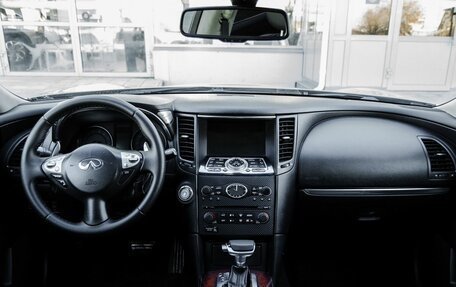 Infiniti FX II, 2011 год, 2 090 000 рублей, 13 фотография