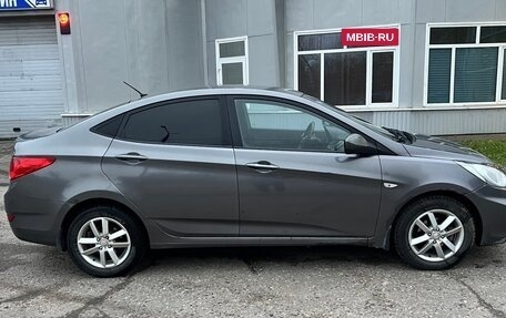 Hyundai Solaris II рестайлинг, 2011 год, 549 000 рублей, 4 фотография