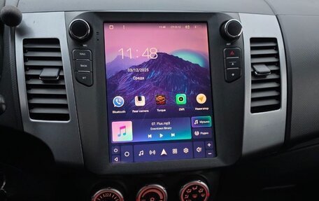 Mitsubishi Outlander III рестайлинг 3, 2007 год, 860 000 рублей, 4 фотография