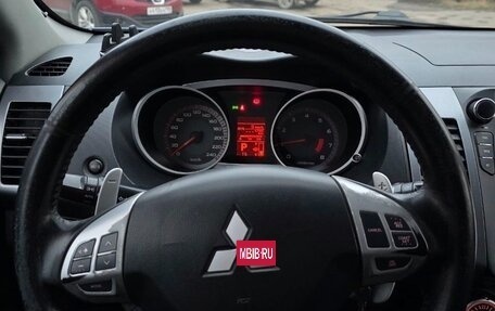 Mitsubishi Outlander III рестайлинг 3, 2007 год, 860 000 рублей, 6 фотография