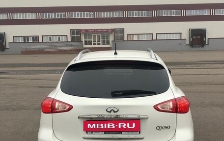 Infiniti QX50 I рестайлинг, 2013 год, 2 050 000 рублей, 4 фотография