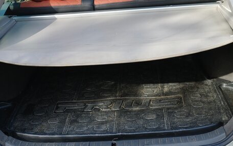 Toyota Prius, 2003 год, 600 000 рублей, 5 фотография