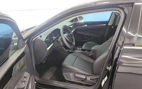 Volkswagen Passat B8 рестайлинг, 2022 год, 2 500 000 рублей, 6 фотография