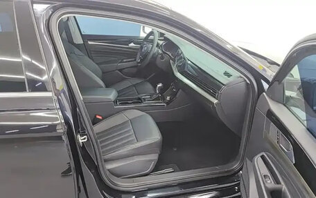 Volkswagen Passat B8 рестайлинг, 2022 год, 2 500 000 рублей, 12 фотография