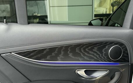 Mercedes-Benz E-Класс, 2021 год, 4 720 000 рублей, 22 фотография