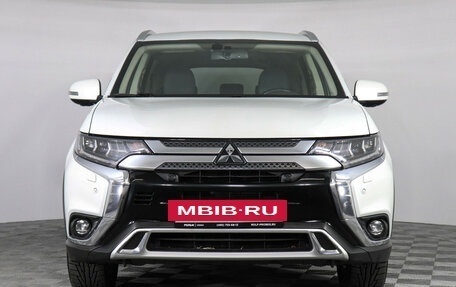 Mitsubishi Outlander III рестайлинг 3, 2021 год, 2 499 000 рублей, 2 фотография