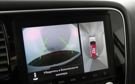 Mitsubishi Outlander III рестайлинг 3, 2021 год, 2 499 000 рублей, 13 фотография