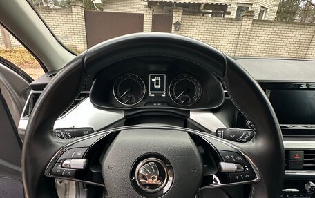 Skoda Rapid II, 2020 год, 1 650 000 рублей, 6 фотография