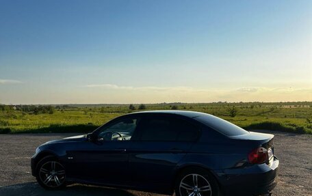 BMW 3 серия, 2006 год, 900 000 рублей, 15 фотография