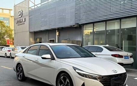 Hyundai Elantra, 2021 год, 1 725 000 рублей, 3 фотография