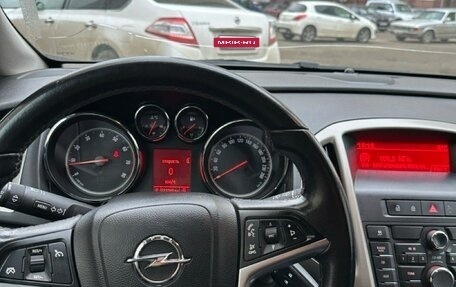 Opel Astra J, 2012 год, 645 000 рублей, 2 фотография