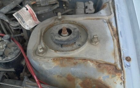 Mitsubishi Mirage VI рестайлинг, 1997 год, 80 000 рублей, 10 фотография