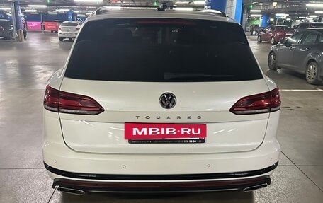 Volkswagen Touareg III, 2019 год, 3 990 000 рублей, 5 фотография