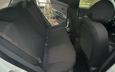 KIA Rio II, 2011 год, 350 000 рублей, 13 фотография