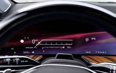 Cadillac Escalade V, 2025 год, 19 990 000 рублей, 15 фотография