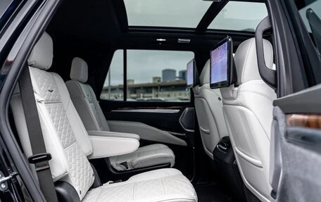 Cadillac Escalade V, 2025 год, 19 990 000 рублей, 39 фотография