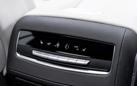 Cadillac Escalade V, 2025 год, 19 990 000 рублей, 37 фотография