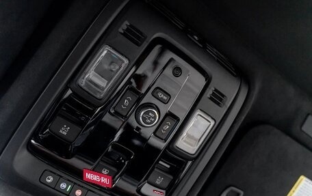 Cadillac Escalade V, 2025 год, 19 990 000 рублей, 16 фотография