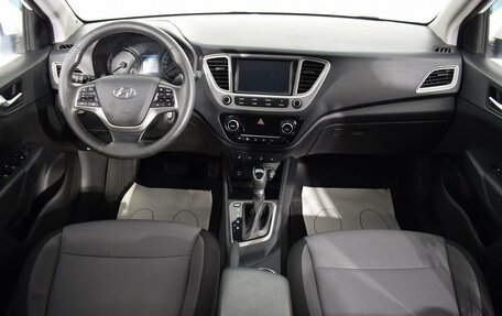 Hyundai Solaris II рестайлинг, 2019 год, 1 410 000 рублей, 11 фотография