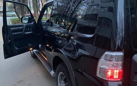 Mitsubishi Pajero IV, 2011 год, 2 250 000 рублей, 4 фотография