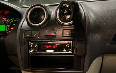 Ford Fiesta, 2006 год, 250 000 рублей, 6 фотография