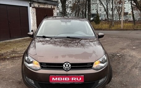 Volkswagen Polo VI (EU Market), 2014 год, 990 000 рублей, 1 фотография