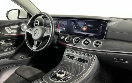 Mercedes-Benz E-Класс, 2018 год, 3 499 000 рублей, 14 фотография