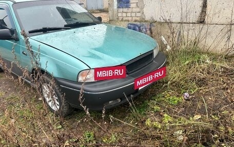 Daewoo Nexia I рестайлинг, 1999 год, 220 000 рублей, 2 фотография