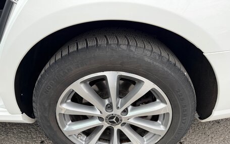 Mercedes-Benz E-Класс, 2019 год, 3 500 000 рублей, 28 фотография