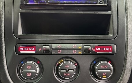 Volkswagen Golf V, 2008 год, 690 000 рублей, 19 фотография