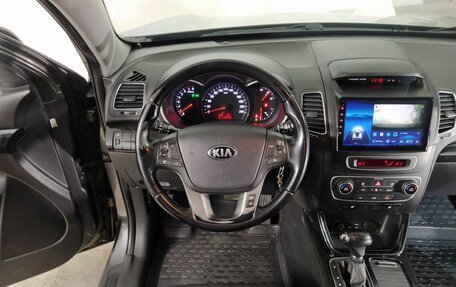 KIA Sorento II рестайлинг, 2016 год, 1 671 000 рублей, 13 фотография