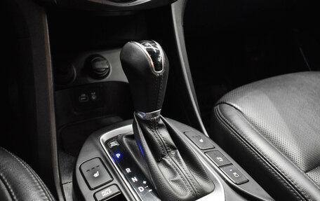 Hyundai Santa Fe III рестайлинг, 2016 год, 2 345 000 рублей, 18 фотография