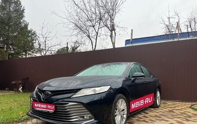 Toyota Camry, 2018 год, 2 850 000 рублей, 1 фотография