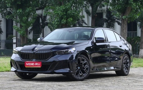 BMW 5 серия, 2025 год, 7 800 000 рублей, 1 фотография