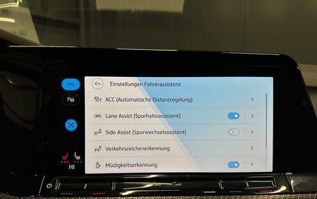 Volkswagen Golf VIII, 2022 год, 1 990 032 рублей, 21 фотография