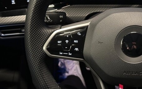 Volkswagen Golf VIII, 2022 год, 1 990 032 рублей, 15 фотография