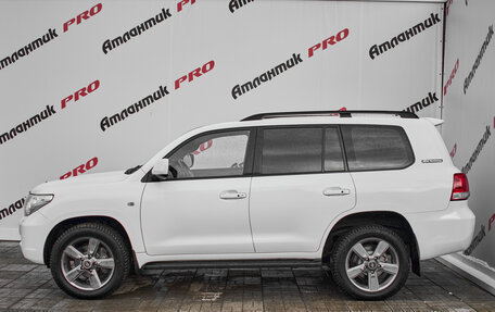 Toyota Land Cruiser 200, 2011 год, 3 100 000 рублей, 7 фотография