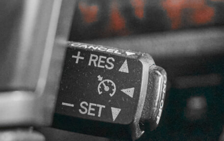 Toyota Land Cruiser 200, 2011 год, 3 100 000 рублей, 17 фотография