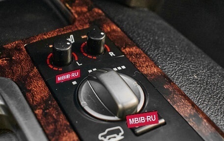 Toyota Land Cruiser 200, 2011 год, 3 100 000 рублей, 21 фотография