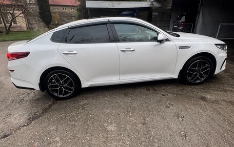 KIA Optima IV, 2018 год, 2 370 000 рублей, 11 фотография
