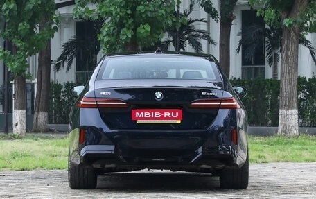 BMW 5 серия, 2025 год, 7 800 000 рублей, 13 фотография