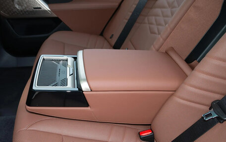 BMW 5 серия, 2025 год, 7 800 000 рублей, 27 фотография