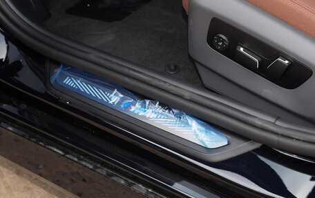 BMW 5 серия, 2025 год, 7 800 000 рублей, 30 фотография