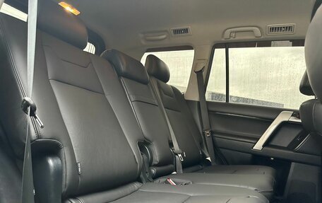 Toyota Land Cruiser Prado 150 рестайлинг 2, 2020 год, 6 400 000 рублей, 14 фотография