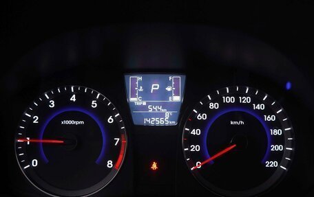 Hyundai Solaris II рестайлинг, 2015 год, 1 060 000 рублей, 12 фотография