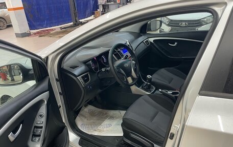 Hyundai i30 II рестайлинг, 2013 год, 799 000 рублей, 6 фотография