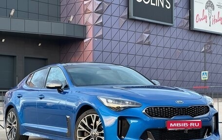 KIA Stinger I, 2018 год, 2 497 000 рублей, 1 фотография